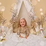 Photograph, Robe de Princesse, Ceremony, Fille, Christmas Ornament, Christmas Decoration, Jewellery, Headpiece, Wedding Ceremony Supply, Hair Accessory, Gown, Happiness, NoÃ«l, Decor, Personne, Joy