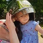 People In Nature, Baby & Toddler Clothing, Cap, Helmet, Happy, Arbre, Headgear, Bambin, Herbe, Leisure, Recreation, Baby, Enfant, Fun, Sun Hat, Personal Protective Equipment, Electric Blue, Jewellery, Fashion Accessory, Assis, Personne, Headwear