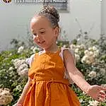 VÃªtements dâ€™extÃ©rieur, Shoe, Plante, One-piece Garment, Dress, Sleeve, Day Dress, People In Nature, Waist, Rose, Faon, Baby & Toddler Clothing, Happy, Herbe, Bambin, Summer, Beauty, Fashion Design, Formal Wear, Pattern, Personne