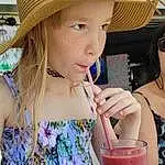 Peau, Drinking Straw, Tableware, Juice, Cocktail, Rose, Bay Breeze, Fedora, Alcoholic Beverage, Summer, Soft Drink, Drink, Drinking, Chapi Chapo, Nourriture, Beauty, Drinkware, Non-alcoholic Beverage, Daiquiri, Thigh, Personne, Headwear