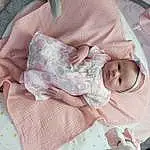 Joue, Peau, Comfort, Baby & Toddler Clothing, Textile, Rose, Baby, Bambin, Linens, Pattern, Baby Products, Enfant, Room, Flesh, Peach, Sleep, Eyelash, Chapi Chapo, Personne