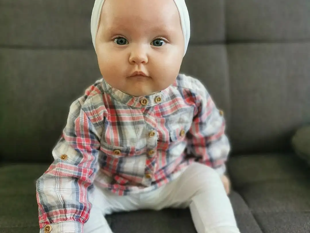 Joue, Peau, Lip, Yeux, Jouets, Sleeve, Baby & Toddler Clothing, Collar, Doll, Baby, Bois, Enfant, Pattern, Bambin, Plaid, Tartan, Poil, Assis, Wool