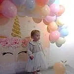Photograph, Blanc, Dress, Balloon, Rose, Happy, Enfant, Fenêtre, Fun, Party Supply, Magenta, Decoration, Bambin, Beauty, Event, Pattern, Sweetness, Peach, Personne